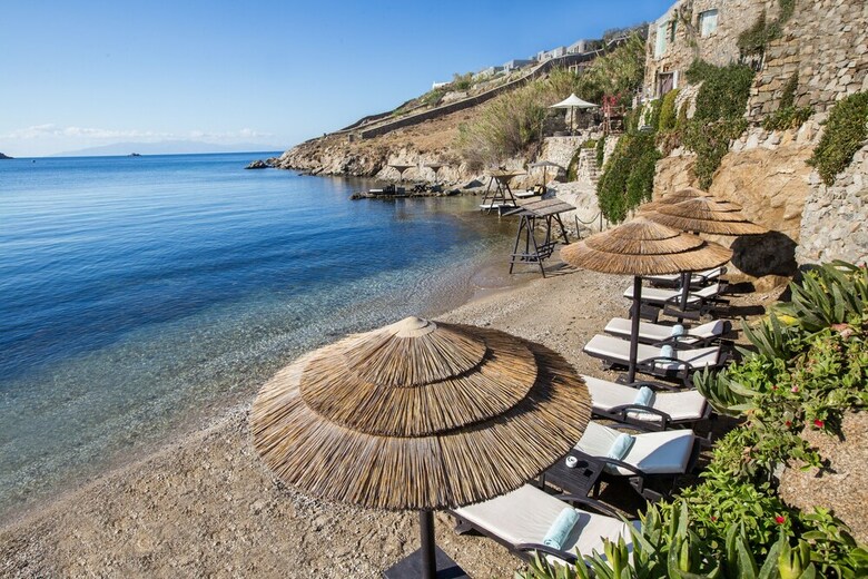 Kivotos Clubhotel