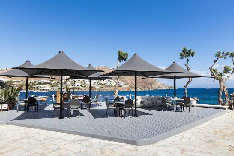 Kivotos Clubhotel