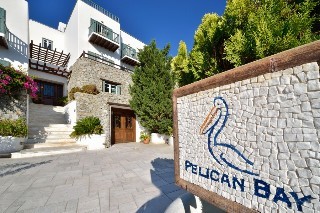 Art Hotel Pelican Bay