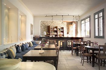 Art Hotel Pelican Bay