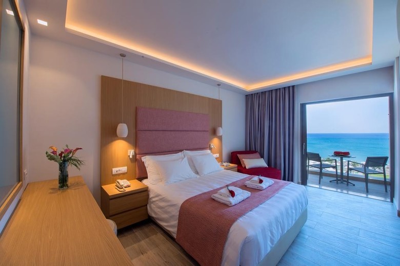 Hotel Amada Colossos Resort