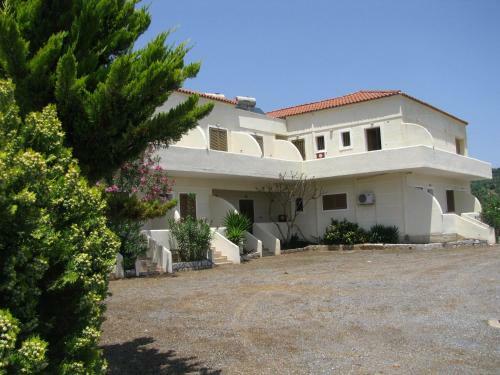Aparthotel Skoutari Beach Hotel