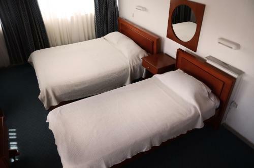 Hostal Cavo D' Oro