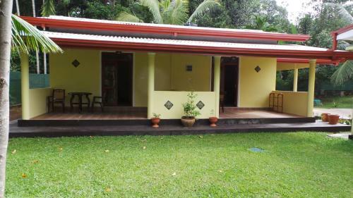 Hostal Lanka Rose Guest House