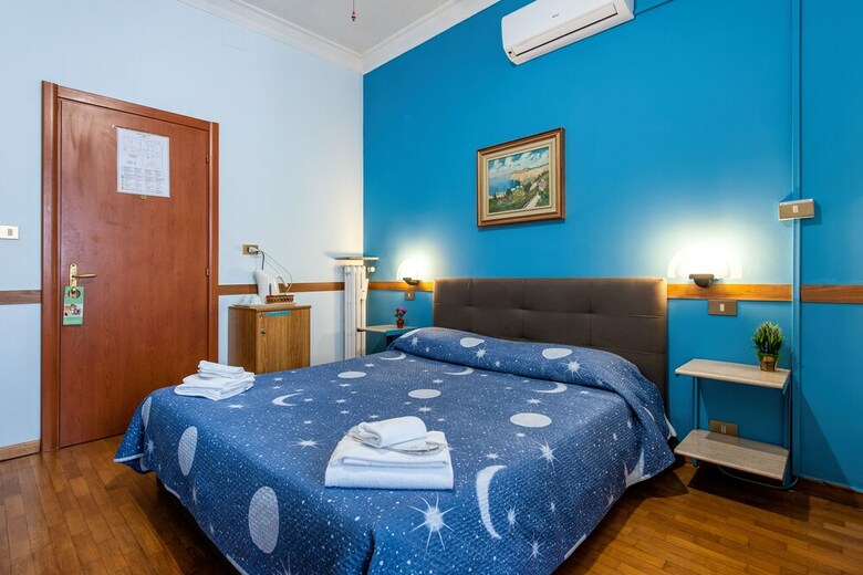 Hostal Alessandro A San Pietro Best Bed