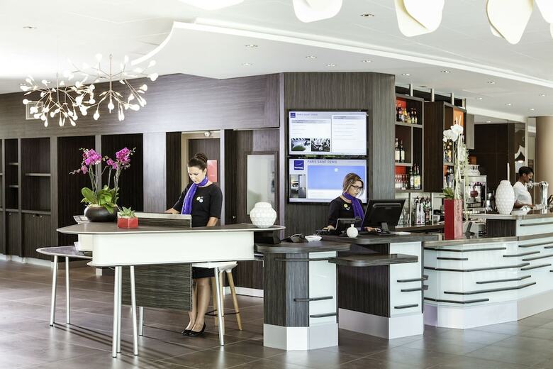 Hotel Novotel Paris Saint Denis Stade Basilique