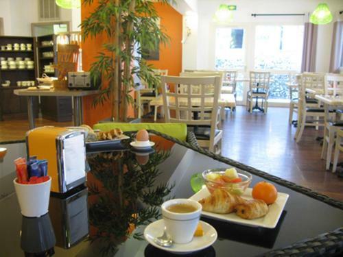 Hotel H�tel Lyon Nord