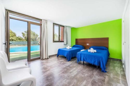 Alcanada Villa Sleeps 12 Pool Air Con Wifi