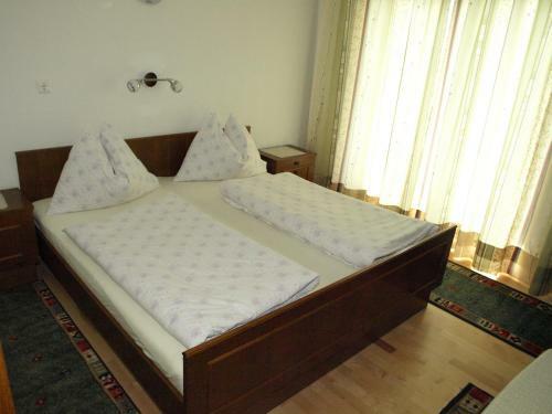 Hostal Fr�hst�ckspension K�rntnerhof