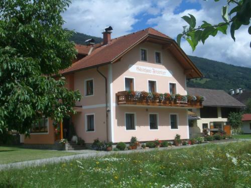 Hostal G�stehaus Feistritzer