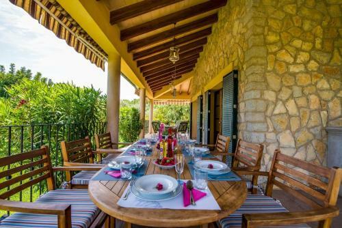 Caimari Villa Sleeps 8 Pool Air Con Wifi