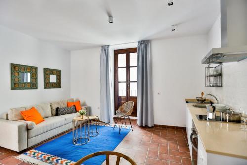 Oyo Apartamentos Enmedio