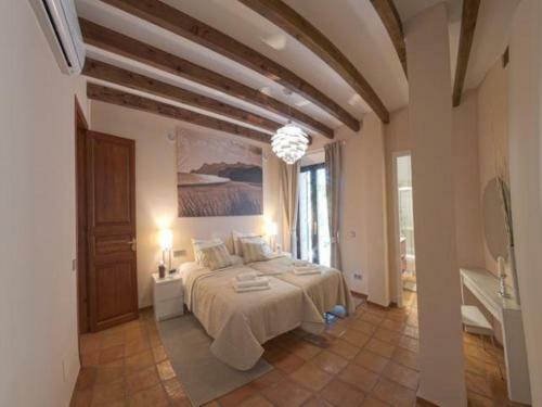 Deia Villa Sleeps 8 Pool Air Con Wifi