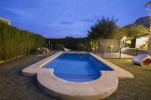 Denia Villa Sleeps 6 Pool Air Con Wifi