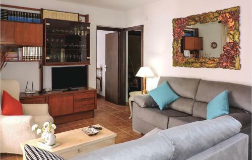Three-bedroom Holiday Home In L'ametlla De Mar