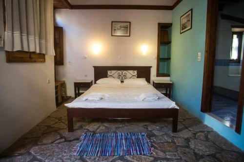 Bed & Breakfast Karnayo