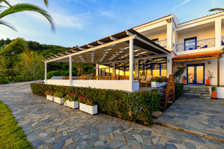 Karras Star Hotel