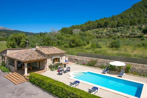 Pollenca Villa Sleeps 4 Pool Air Con Wifi