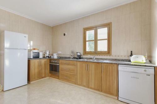 Cala Egos Villa Sleeps 8 Pool Air Con Wifi