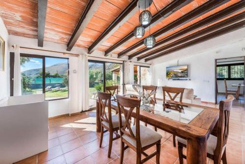 Port De Pollenca Villa Sleeps 6 Pool Air Con Wifi