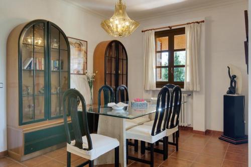 Port De Pollenca Villa Sleeps 8 Pool Wifi