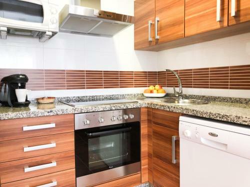 Summerland Apartments Rota