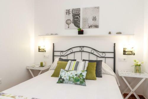 Summerland Apartments Rota