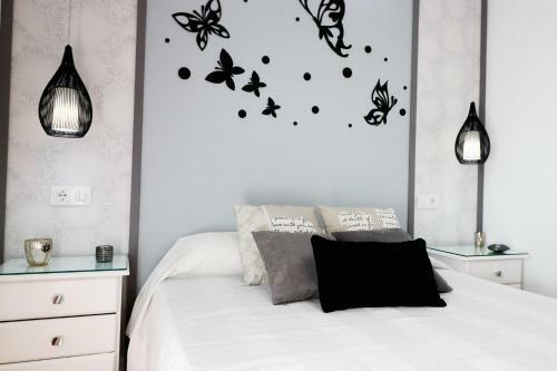 Summerland Apartments Rota