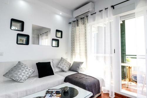 Summerland Apartments Rota