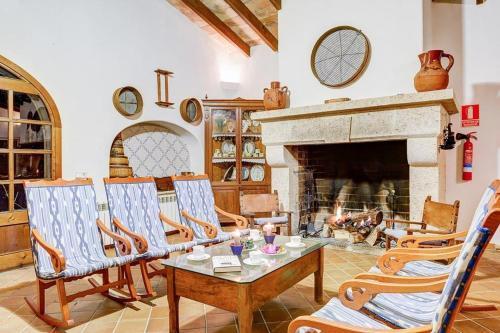Sa Pobla Villa Sleeps 12 Pool Air Con Wifi