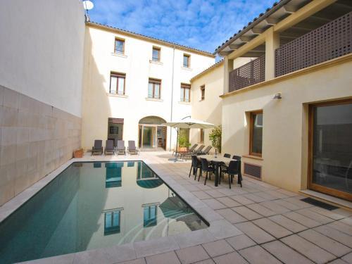 Sprawling Villa With Pool At Sa Pobla Balearic Islands