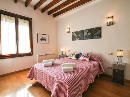 Sprawling Villa With Pool At Sa Pobla Balearic Islands