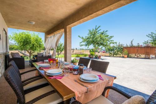 Sa Pobla Villa Sleeps 6 Pool Air Con Wifi