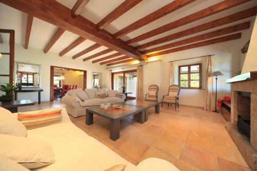 Sa Pobla Villa Sleeps 8 Pool Air Con Wifi