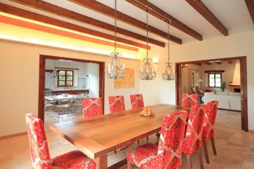 Sa Pobla Villa Sleeps 8 Pool Air Con Wifi
