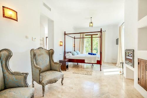San Jose Villa Sleeps 12 Pool Air Con Wifi