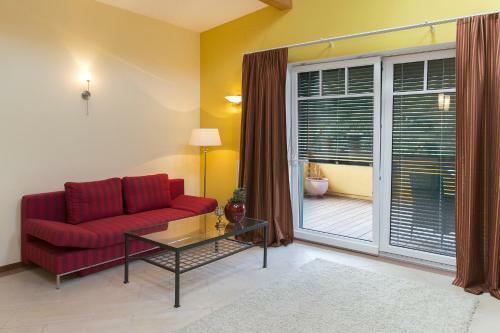 Hotel Garni Pension P�lzl