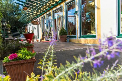 Hotel Garni Pension P�lzl