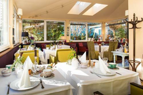 Hotel Garni Pension P�lzl