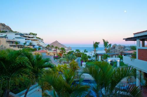 Spacious With Convenient Cabo Location, Villa Ballena