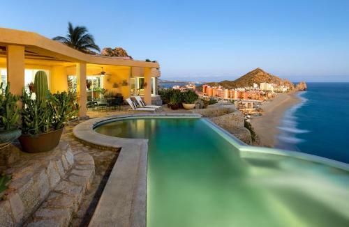 Panoramic Ocean Views At Hillside Casa Mirador