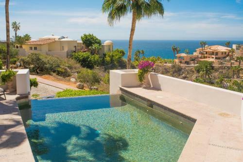 Gorgeous Ocean View Fits 17 Guests, Villa Del Sol