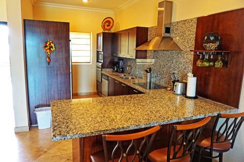 Apartamento Puerta Cabos Condo #502