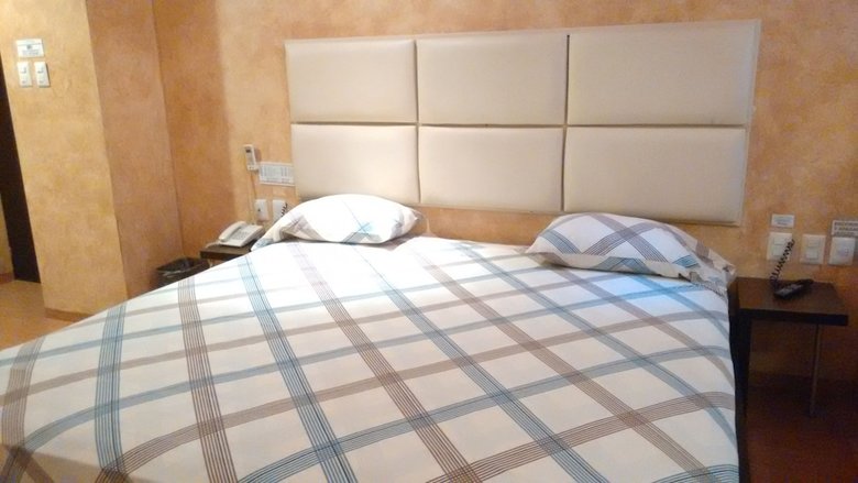 Hotel Motel Suites Xiu