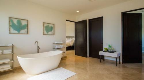 Villa Paradiso Perduto (luna)