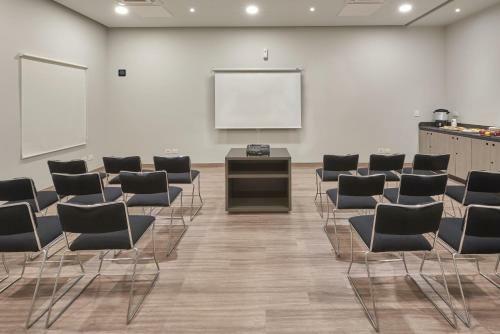 Hotel City Express Junior Leon Centro De Convenciones