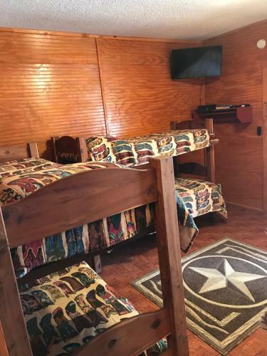 Hotel Twin Elm Guest Ranch And 2e Rv Resort