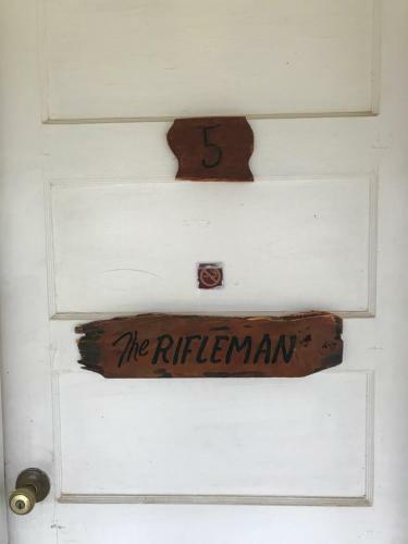 Hotel Twin Elm Guest Ranch And 2e Rv Resort
