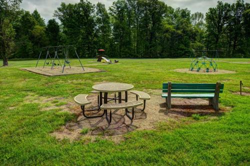 Indian Lakes Camping Resort