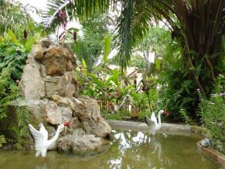 Hotel The Happiness Resort